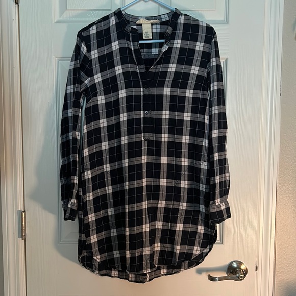 H&M Dark Navy Blue and White Flannel Dress Button Up Pockets L.O.G.G. - Picture 2 of 9